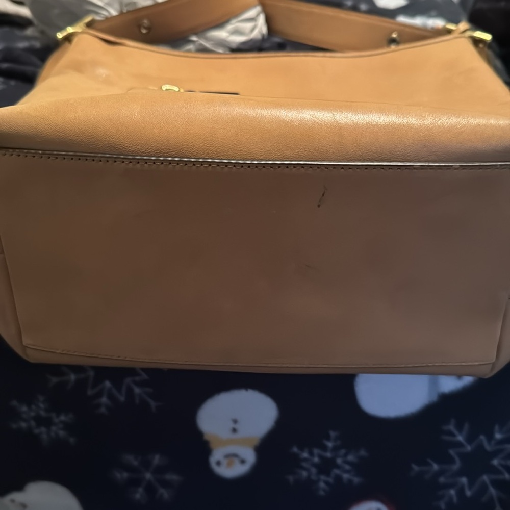 Coach Tan Leather Hobo Bag with Gold Hardware - Picture 9 of 13